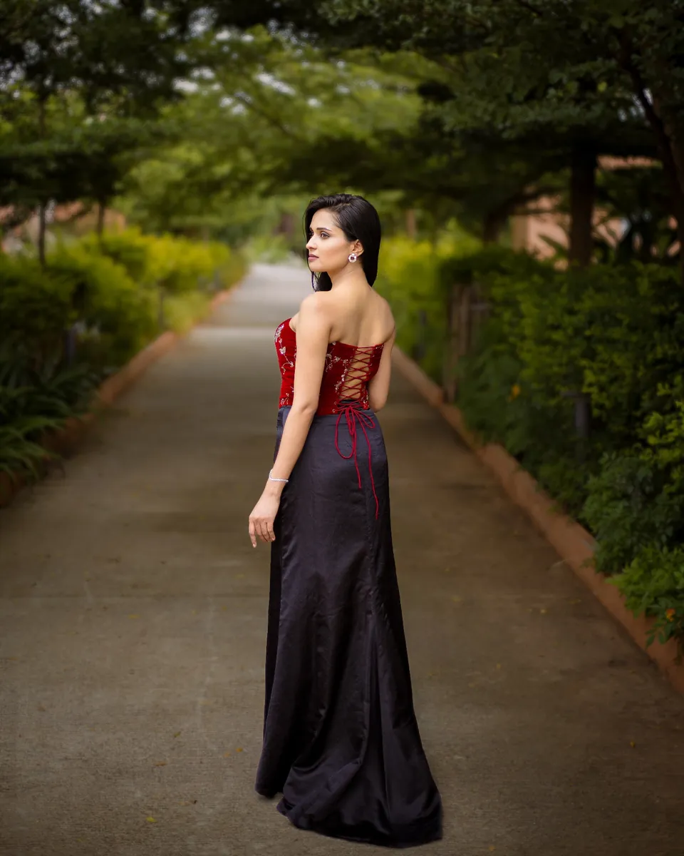 The Velvet Ember Set — view 4